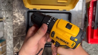 دریل شارژی طرح دیوالت 24 ولت