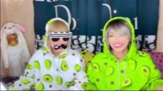 آرزو و کاتسومی آنباکس لپ لپ های مختلف