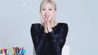 راستی امشب( شب یلدا)تفلدمه هاااا. نمیخواین تبریک بگین؟؟