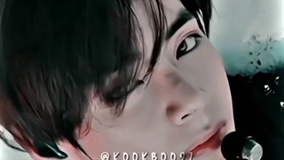 تولد تهیونگ از رگ گردن هم به ما نزدیکتر است . .