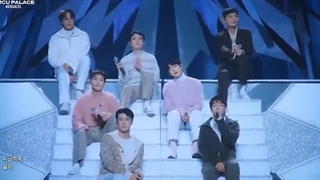 اجرای "EXO" با آهنگ "The first snow" در لایو SMTOWN