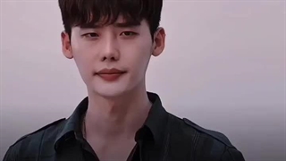 من یه شخصیت کارتونی ام!