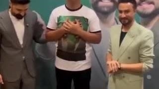 تقلید صدای راغب و حمید هیراد توسط یکی از طرفدارانشان در کنسرت