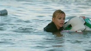 فیلم بر فراز دریا با دوبله فارسی/Overboard 2018