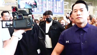 ویدئوی منتشر شده از جونگکوک در فرودگاه اینچئون پس از بازگشت از لندن