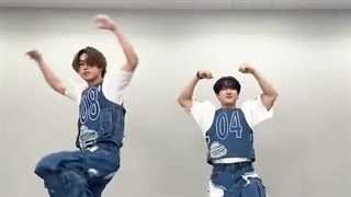 تیک تاک STRAY KIDS ( هان و چانگبین) آهنگ SOCIAL PATH♡♡