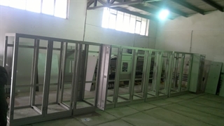 ساخت اسکلت سلول تابلو برق صنعتی ارائه کننده مناسبترین قیمت فریم تابلو سه فاز ریتال سیوا کن سالن تولید طبقات قم شکوهیه فردیس