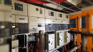 گروه صنعت یار با بیش از 50 مگا رزومه در زمینه طراحی ساخت تابلو برق صنعتی مونتاژ فروش نصب مشاوره مجری پروژه های تاسیسات برق