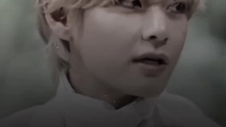 تهیونگ در مورد خانواده اش صحبت میکنه