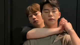 اجازه نده حرکت بعدیتو بفهمن…