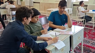 برگزاری مرحله سوم کارسوق آذرآبادگان دبیرستان شهیدمدنی تبریز