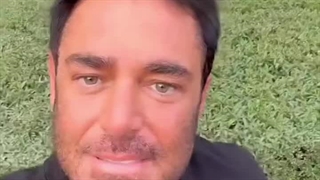 محمدرضا گلزار به یاری مسافران ایرانی گرفتار در دبی شتافت