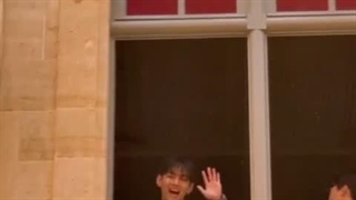 ( " خنده هاش ...